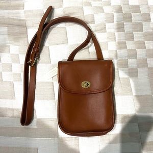 ✨ Vintage Coach Bag Legacy Trail Saddle Bag ✨